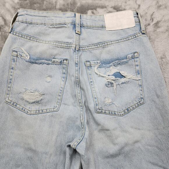 H&M Jeans Womens 6 Blue Light Wash Distressed Ripped Ultra High Waist Mom Jean - Picture 8 of 16